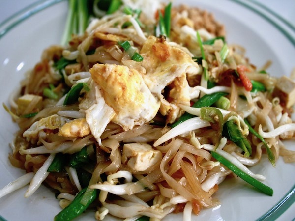 タイ風焼きそばパッタイのおいしい食べ方と色々な種類のパッタイ