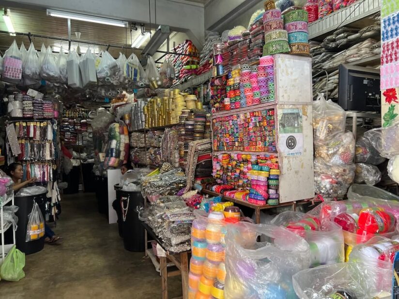 クワンメン通りの手芸材専門店