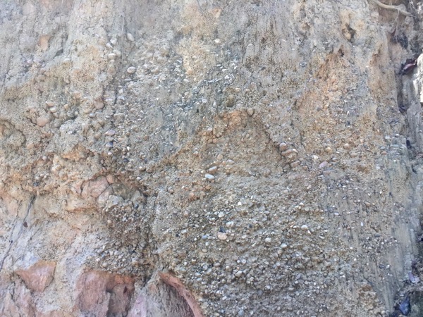 大峡谷パーチョーの約500万年前のピンク色の地層
