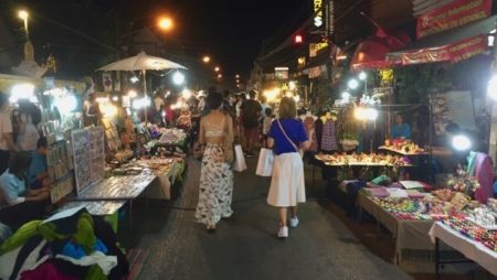 チェンマイのサンデーマーケット、エリア別の特徴と観光ポイント
