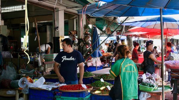 『ムアンマイ市場 』チェンマイ最大級の生鮮食品市場
