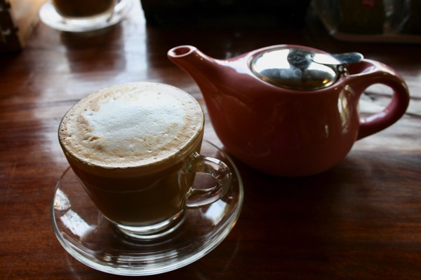 Doipui Coffee Huaykeawのカフェラテ