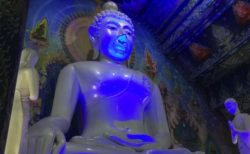 チェンライの青い寺（ブルーテンプル）の行き方と見どころ