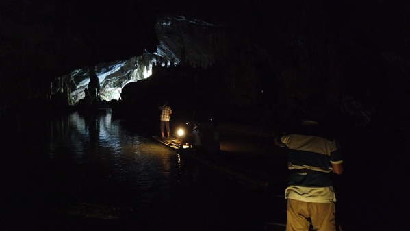 ナムロート洞窟内の絶景