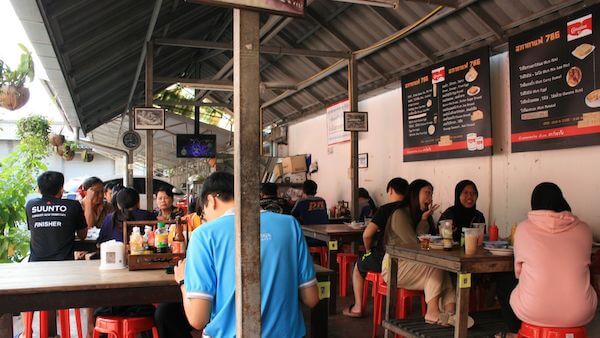 ムスリムの朝食専門店！チェンマイを訪れるタイ人観光客に大人気