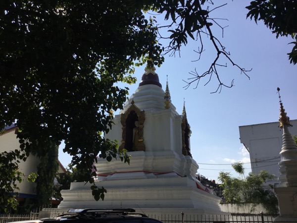 ワット・シークートの仏塔