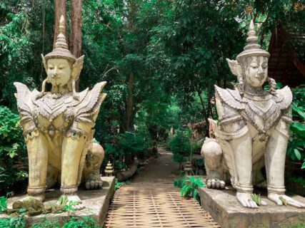 ワット・パーラート|ドイステープ参道の古刹【行き方・見どころ】