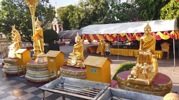 タイ　王室儀式記念品 ワットプラタートパノム