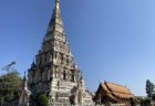 美しすぎるタイで唯一の仏塔!チェンマイのインスタ寺院