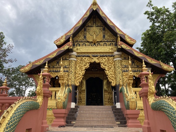 ランパーン県のプラチャン寺院の本堂