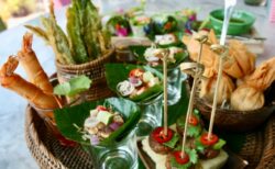 チェンマイザハウスのタイ北部料理のオードブル盛り合わせ