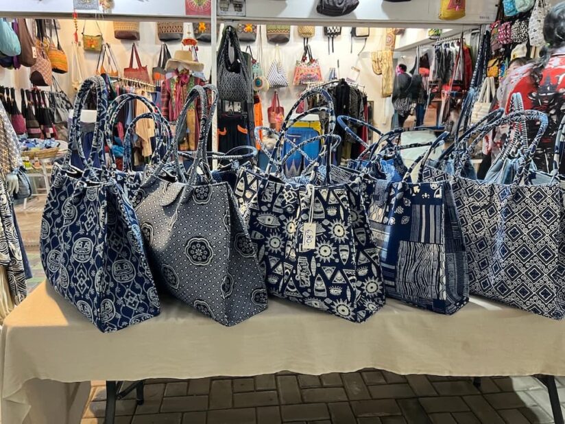 チャンクラン通り夜市のバック露店