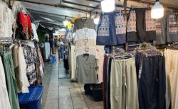 チャンクラン通りに並ぶ露店